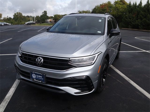 2023 Volkswagen Tiguan SE R-Line Black