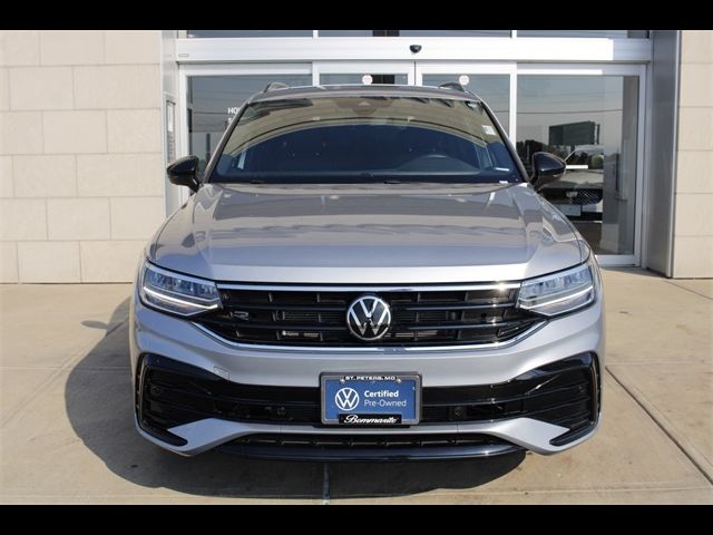 2023 Volkswagen Tiguan SE R-Line Black