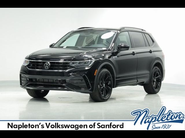 2023 Volkswagen Tiguan SE R-Line Black