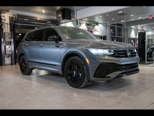 2023 Volkswagen Tiguan SE R-Line Black