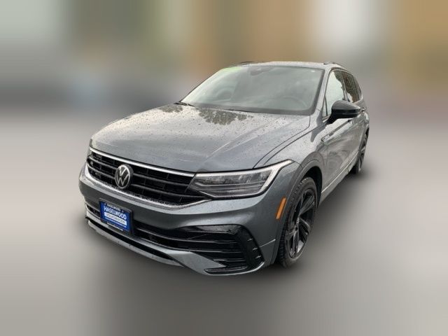 2023 Volkswagen Tiguan SE R-Line Black