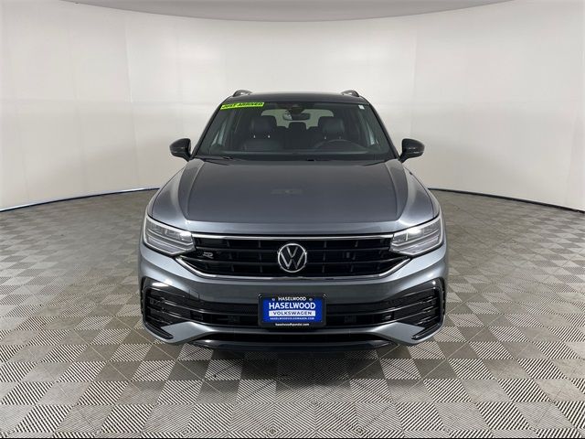 2023 Volkswagen Tiguan SE R-Line Black