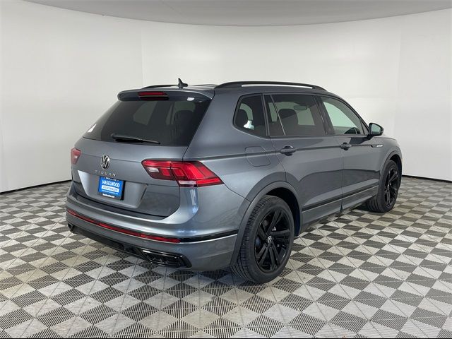 2023 Volkswagen Tiguan SE R-Line Black