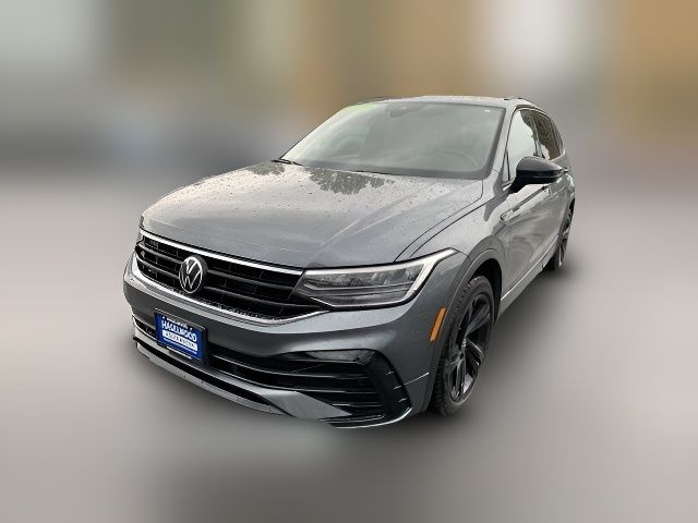 2023 Volkswagen Tiguan SE R-Line Black