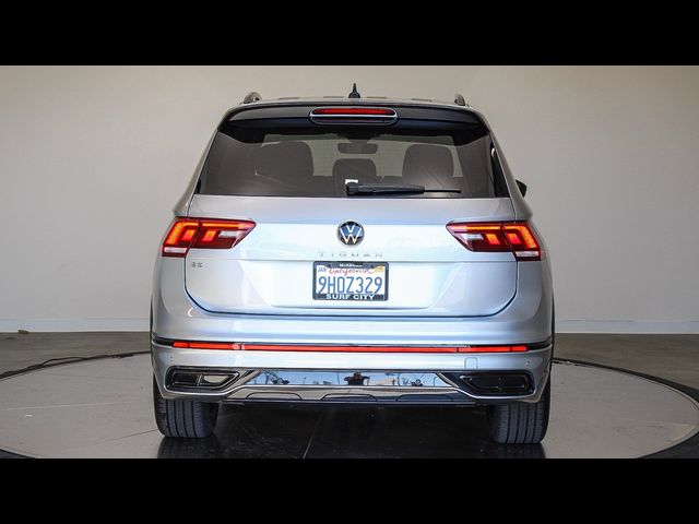 2023 Volkswagen Tiguan SE R-Line Black