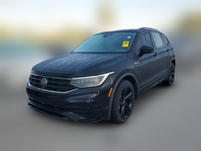 2023 Volkswagen Tiguan SE R-Line Black