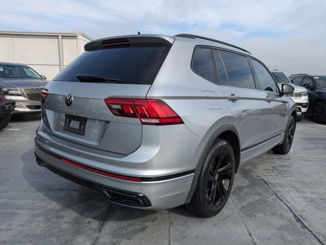 2023 Volkswagen Tiguan SE R-Line Black