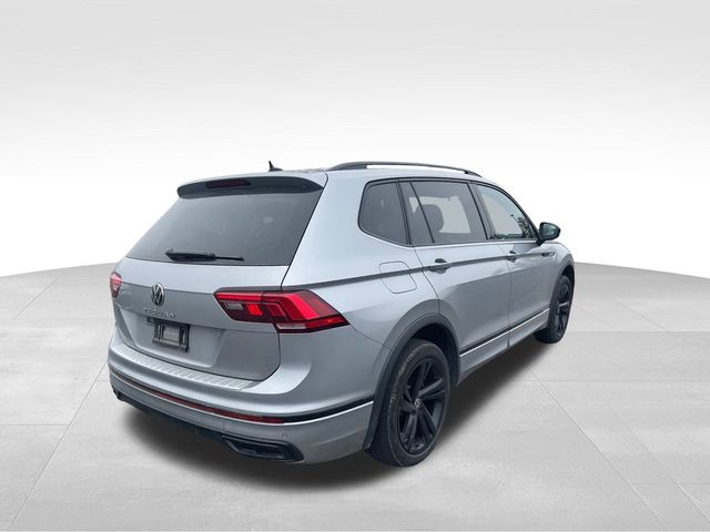 2023 Volkswagen Tiguan SE R-Line Black