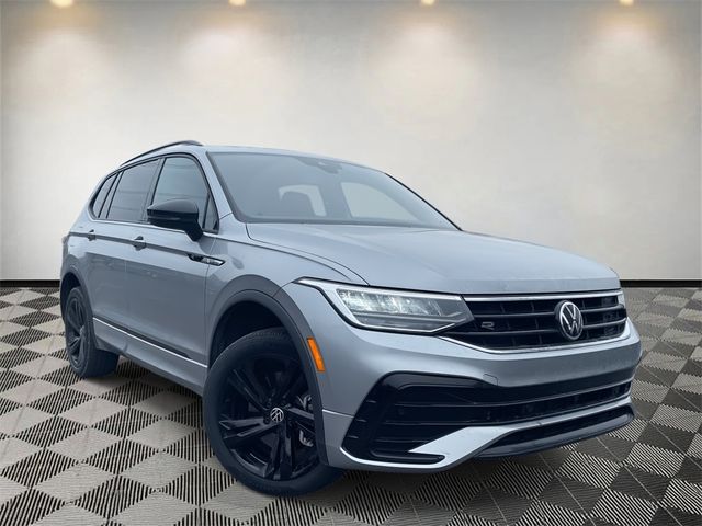 2023 Volkswagen Tiguan SE R-Line Black