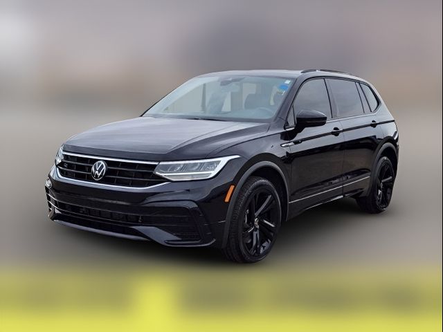 2023 Volkswagen Tiguan SE R-Line Black