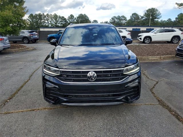 2023 Volkswagen Tiguan SE R-Line Black