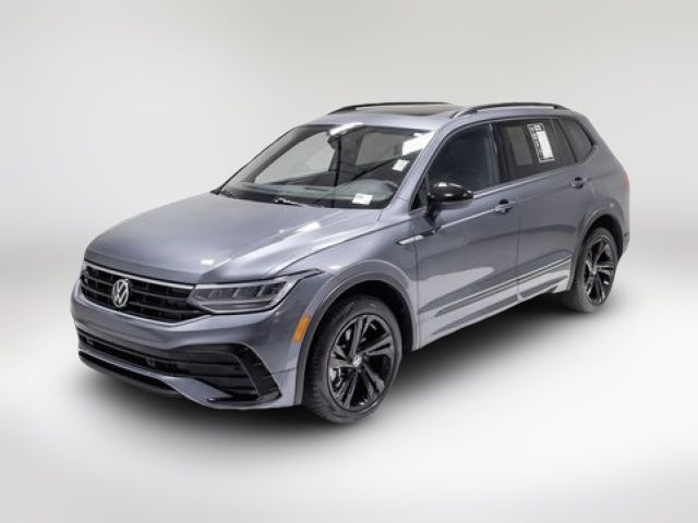 2023 Volkswagen Tiguan SE R-Line Black