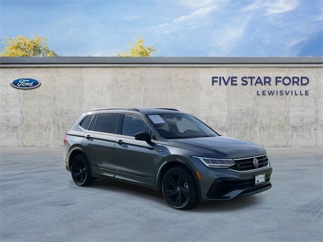 2023 Volkswagen Tiguan SE R-Line Black