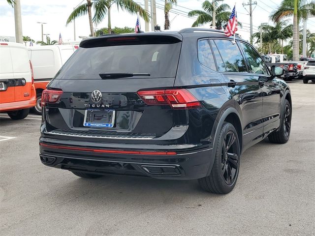 2023 Volkswagen Tiguan SE R-Line Black