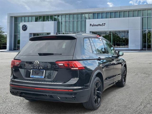 2023 Volkswagen Tiguan SE R-Line Black