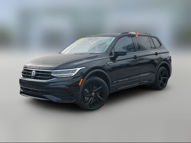 2023 Volkswagen Tiguan SE R-Line Black