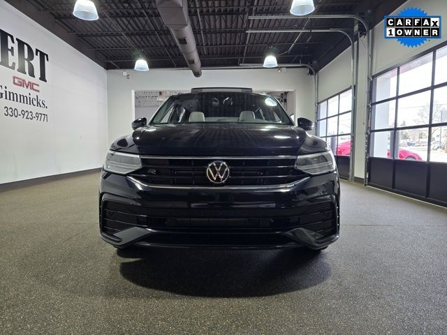 2023 Volkswagen Tiguan SE R-Line Black