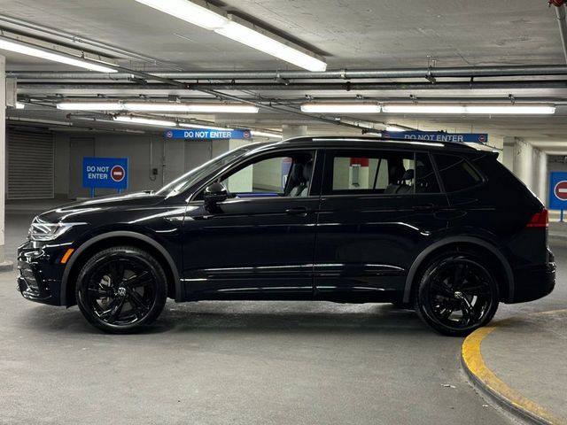 2023 Volkswagen Tiguan SE R-Line Black