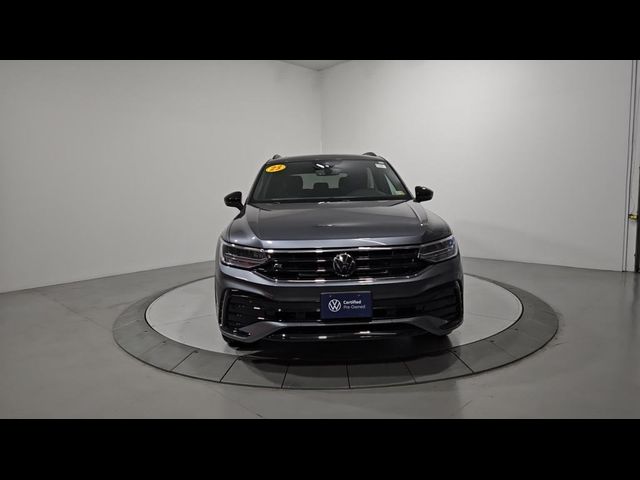 2023 Volkswagen Tiguan SE R-Line Black