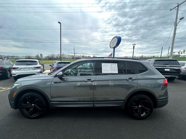 2023 Volkswagen Tiguan SE R-Line Black