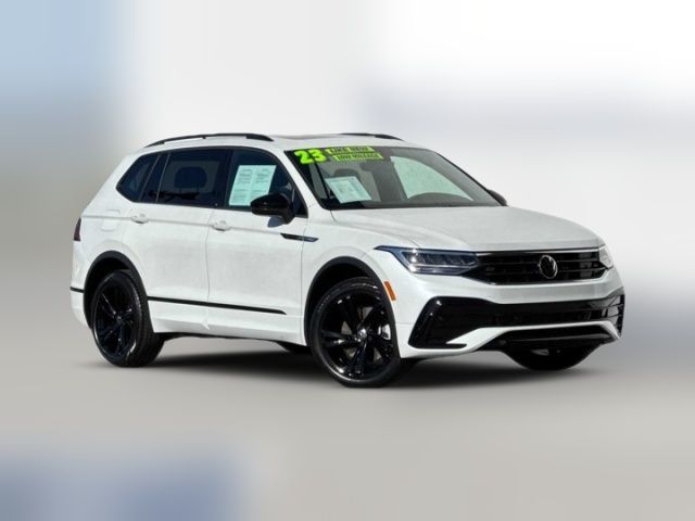 2023 Volkswagen Tiguan SE R-Line Black