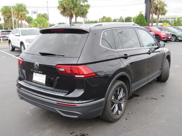 2023 Volkswagen Tiguan SE