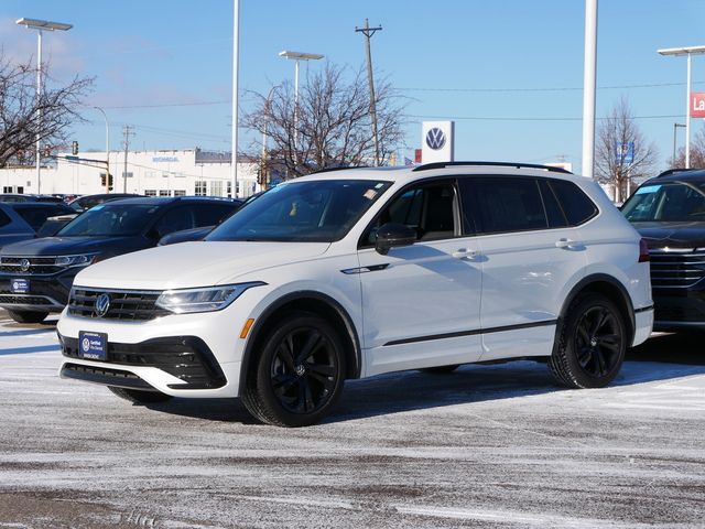 2023 Volkswagen Tiguan SE R-Line Black