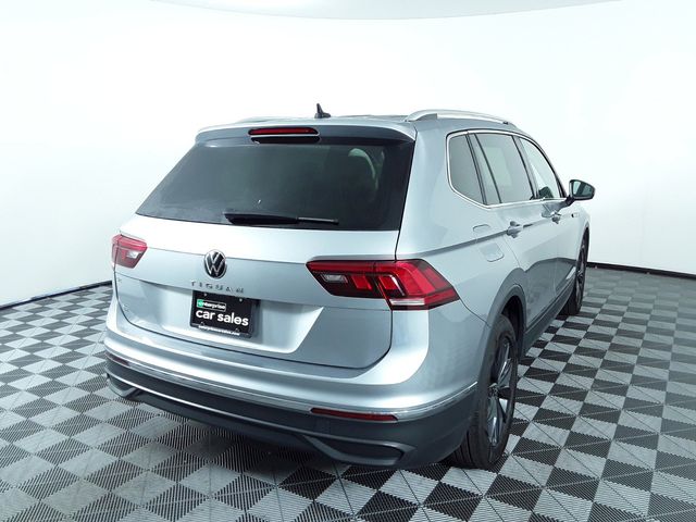 2023 Volkswagen Tiguan SE