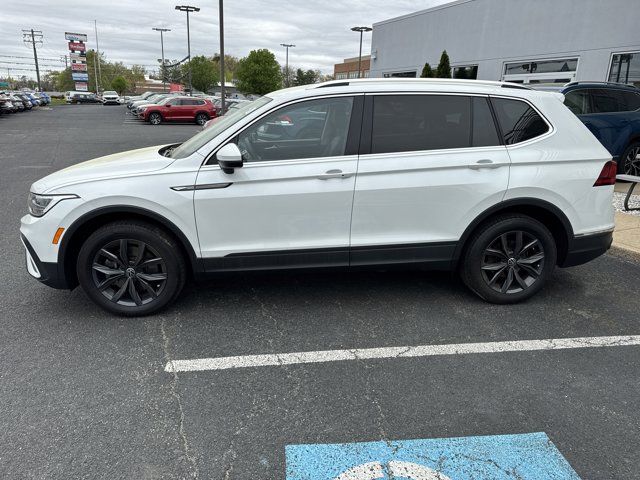 2023 Volkswagen Tiguan SE