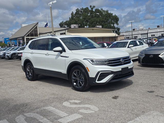 2023 Volkswagen Tiguan SE