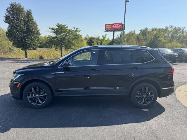 2023 Volkswagen Tiguan SE