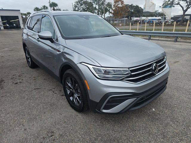 2023 Volkswagen Tiguan SE