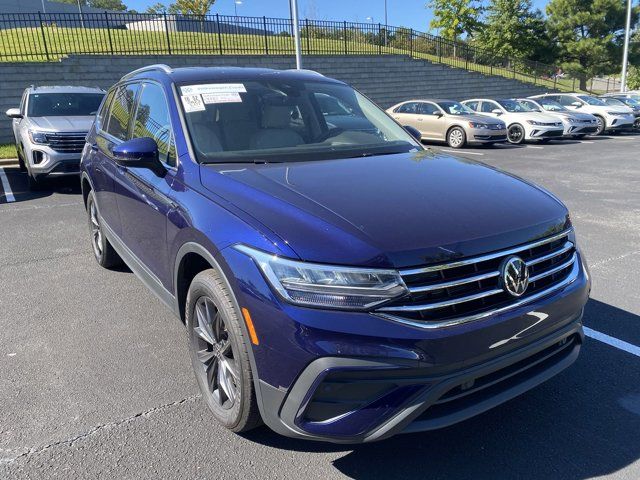 2023 Volkswagen Tiguan SE