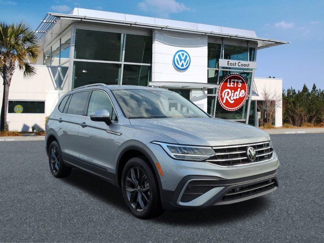 2023 Volkswagen Tiguan SE