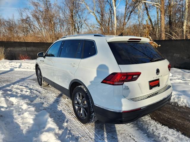 2023 Volkswagen Tiguan SE