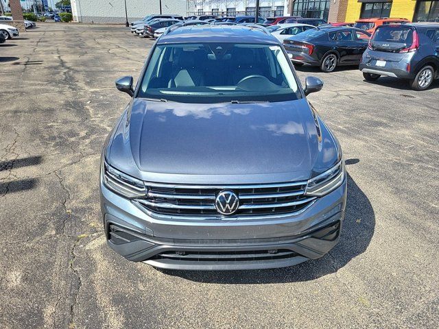 2023 Volkswagen Tiguan SE