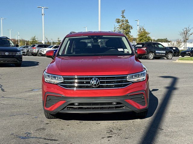 2023 Volkswagen Tiguan SE