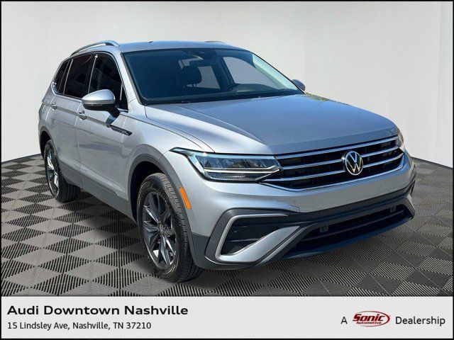 2023 Volkswagen Tiguan SE