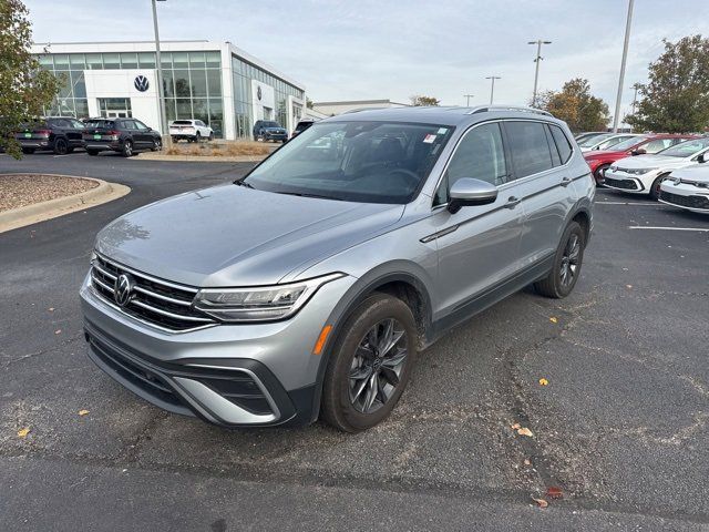 2023 Volkswagen Tiguan SE