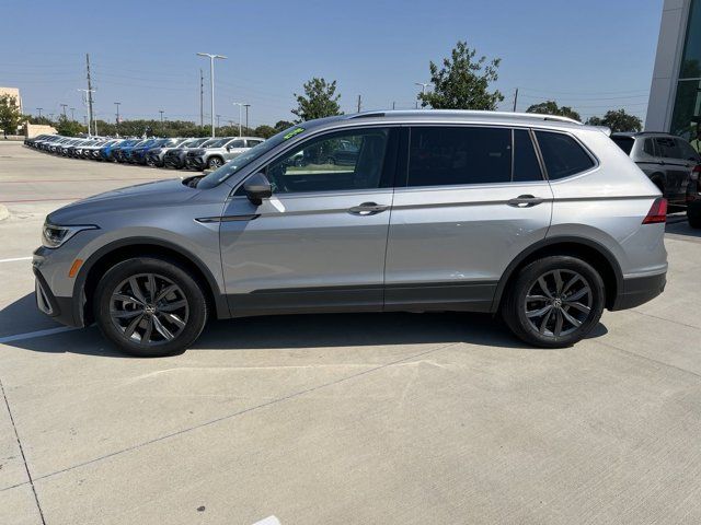 2023 Volkswagen Tiguan SE