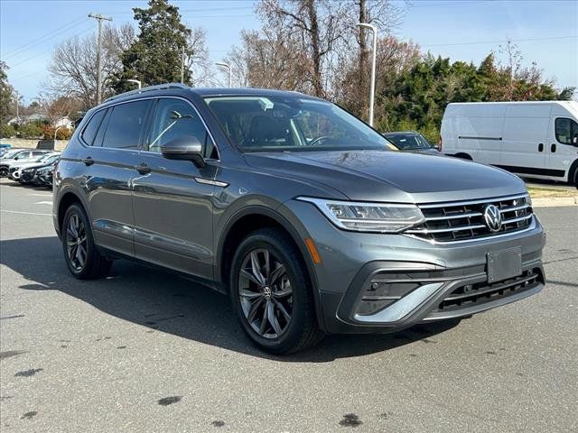 2023 Volkswagen Tiguan SE