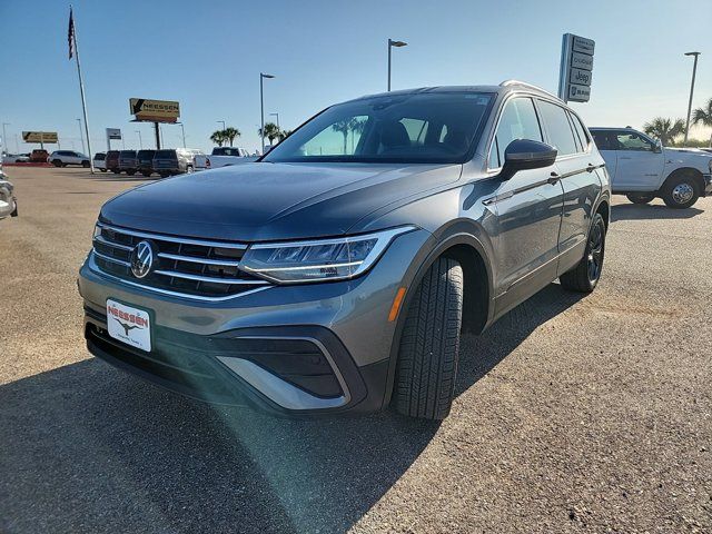 2023 Volkswagen Tiguan SE