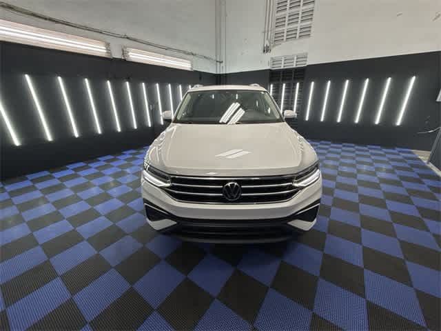 2023 Volkswagen Tiguan SE