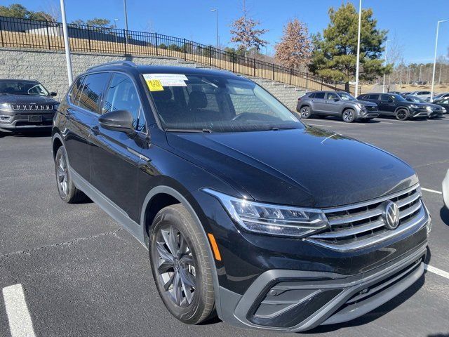 2023 Volkswagen Tiguan SE