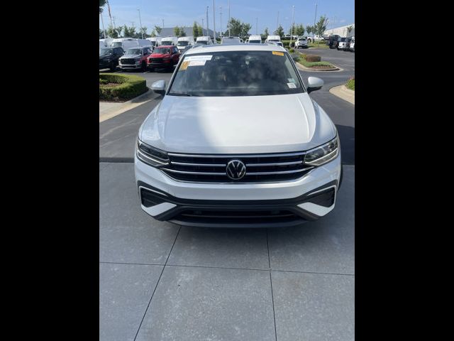 2023 Volkswagen Tiguan SE