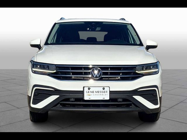 2023 Volkswagen Tiguan SE