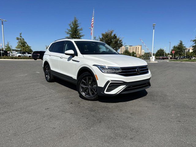 2023 Volkswagen Tiguan SE