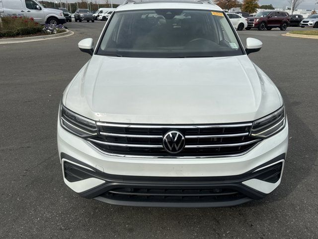 2023 Volkswagen Tiguan SE