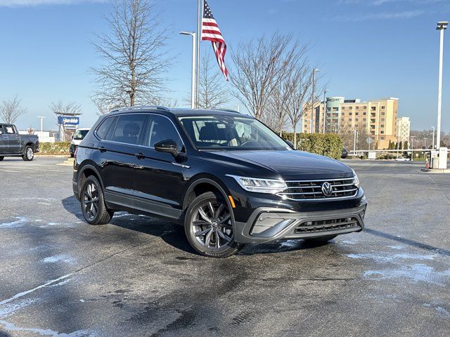 2023 Volkswagen Tiguan SE