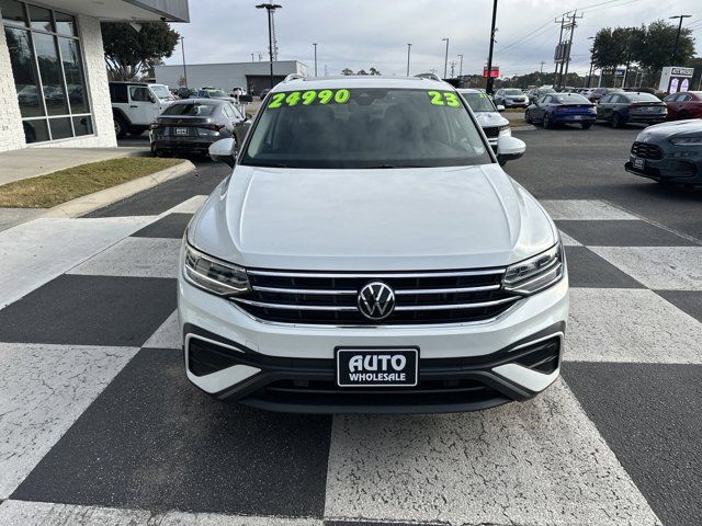 2023 Volkswagen Tiguan SE